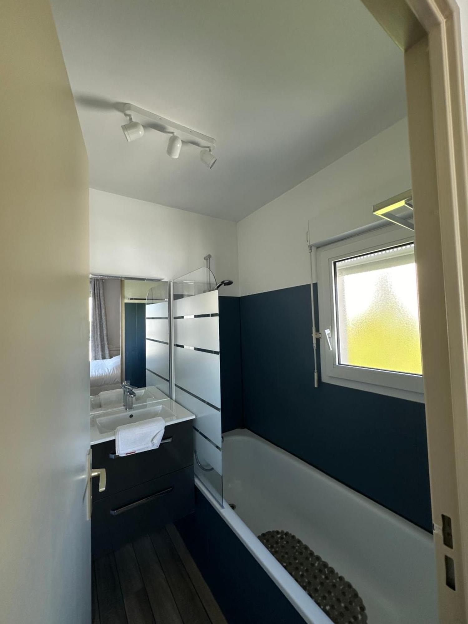 Le Reflet De Chartres Apartment Bagian luar foto